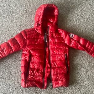 Selling an Canada goose puffer coat